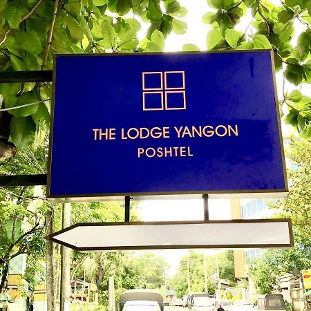 The Lodge Yangon Poshtel Esterno foto